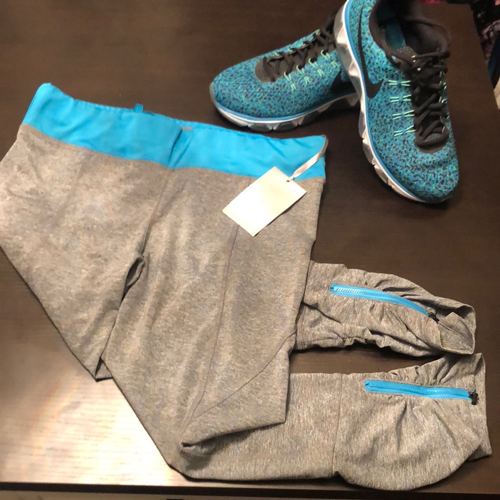 🧢U.S.P.A. Workout Capri💪